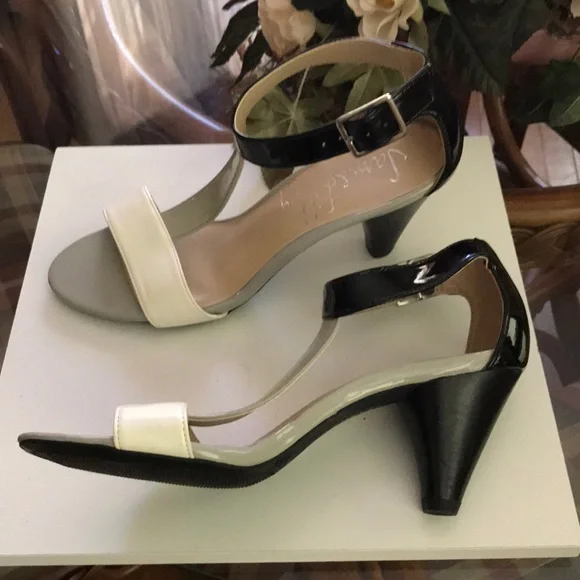 Sam & Libby Sandals - Picture 5 of 8